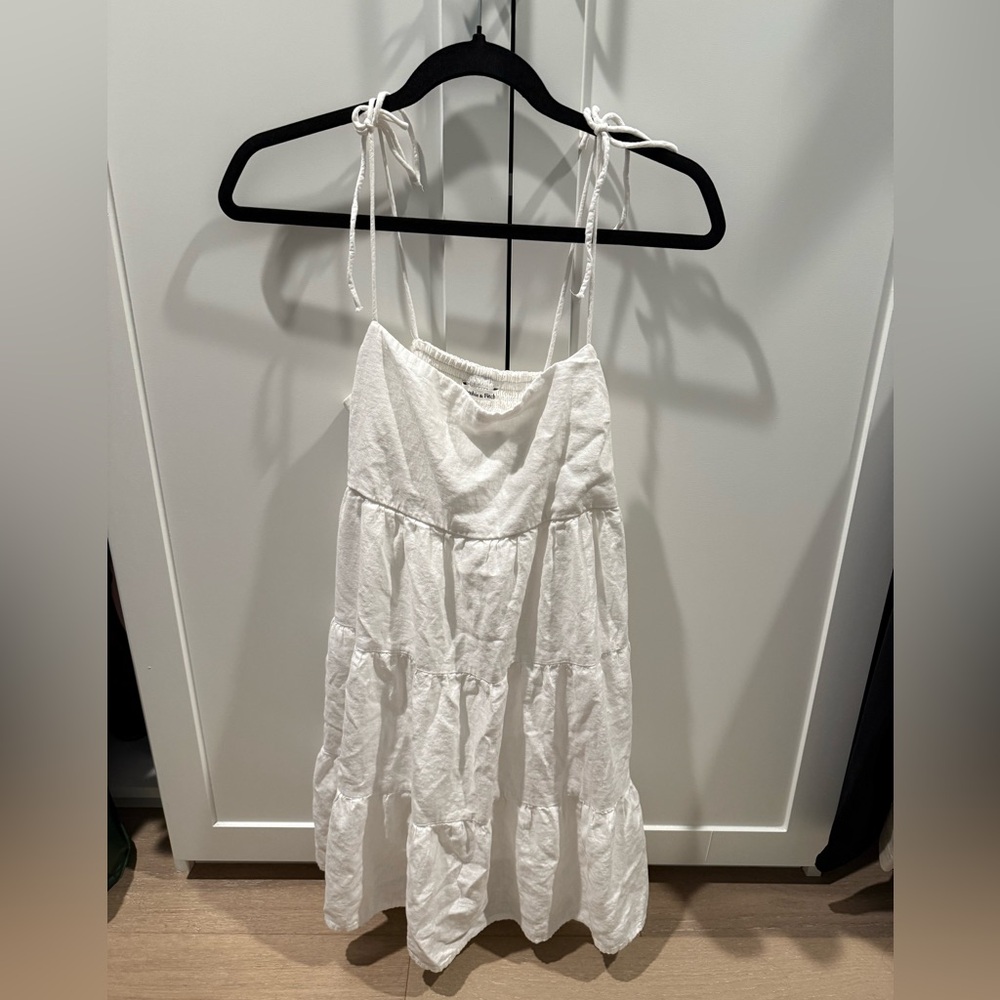 Abercrombie & fitch white dress